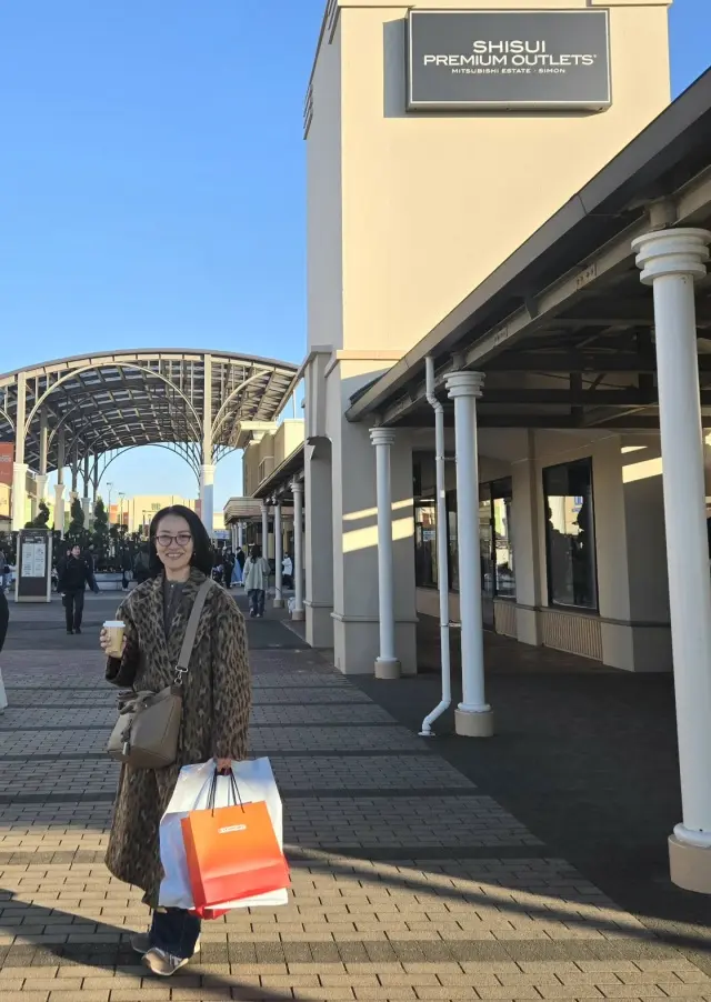 近場のアウトレットでお買い物始めの画像_6