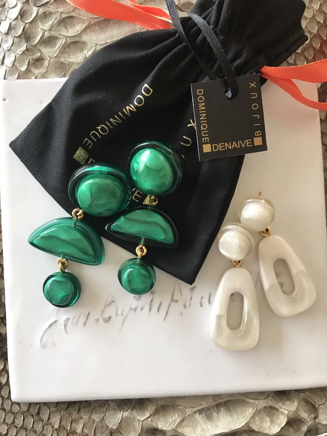 ドミニク・ドゥネーヴのピアスの画像_1