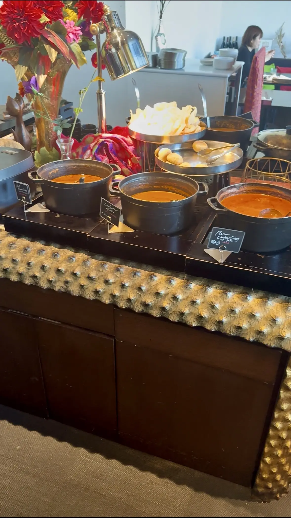 六本木「ニルヴァーナ」でキーマカレーレッの画像_5