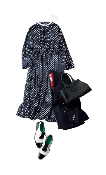 歌舞伎座には小紋風のドット柄ワンピースでの画像_1