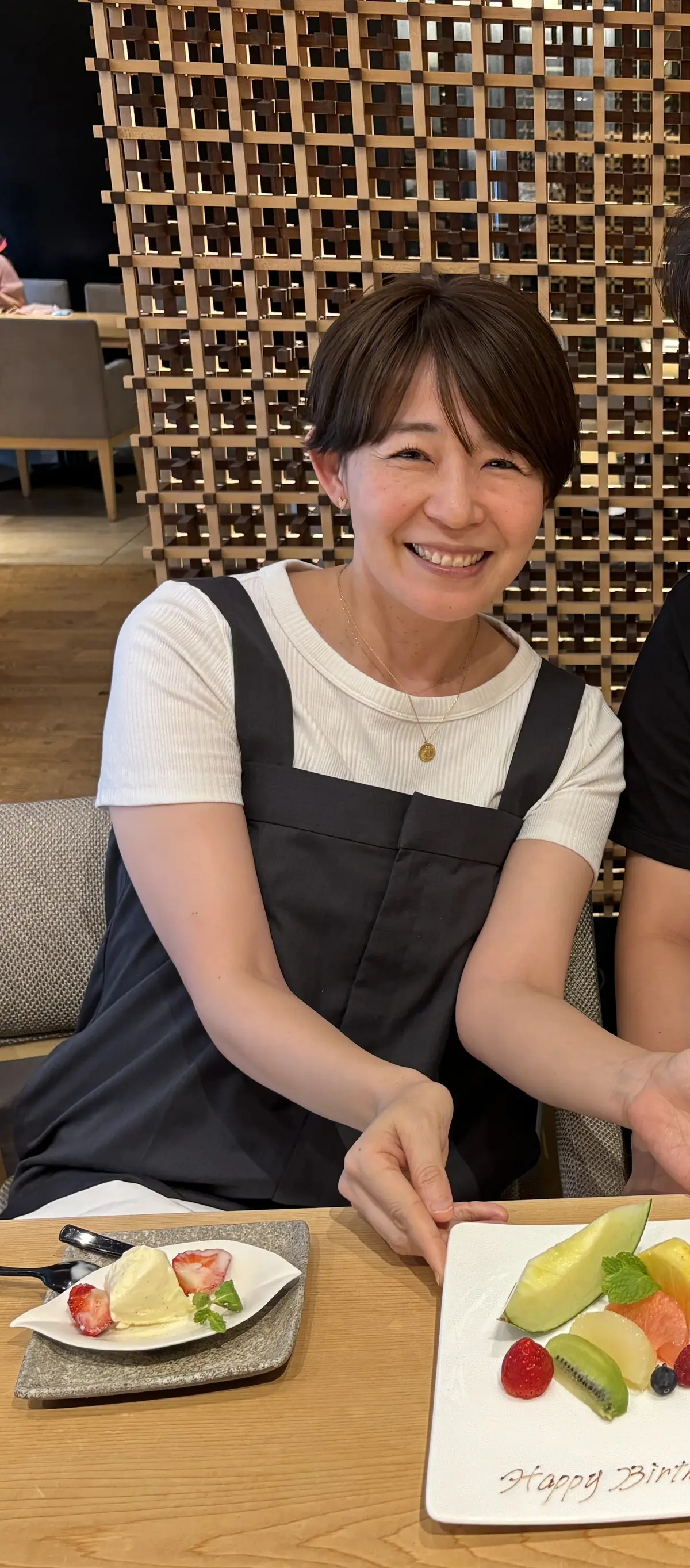 サロペットコーデでお誕生日はヒルトン大阪の画像_3