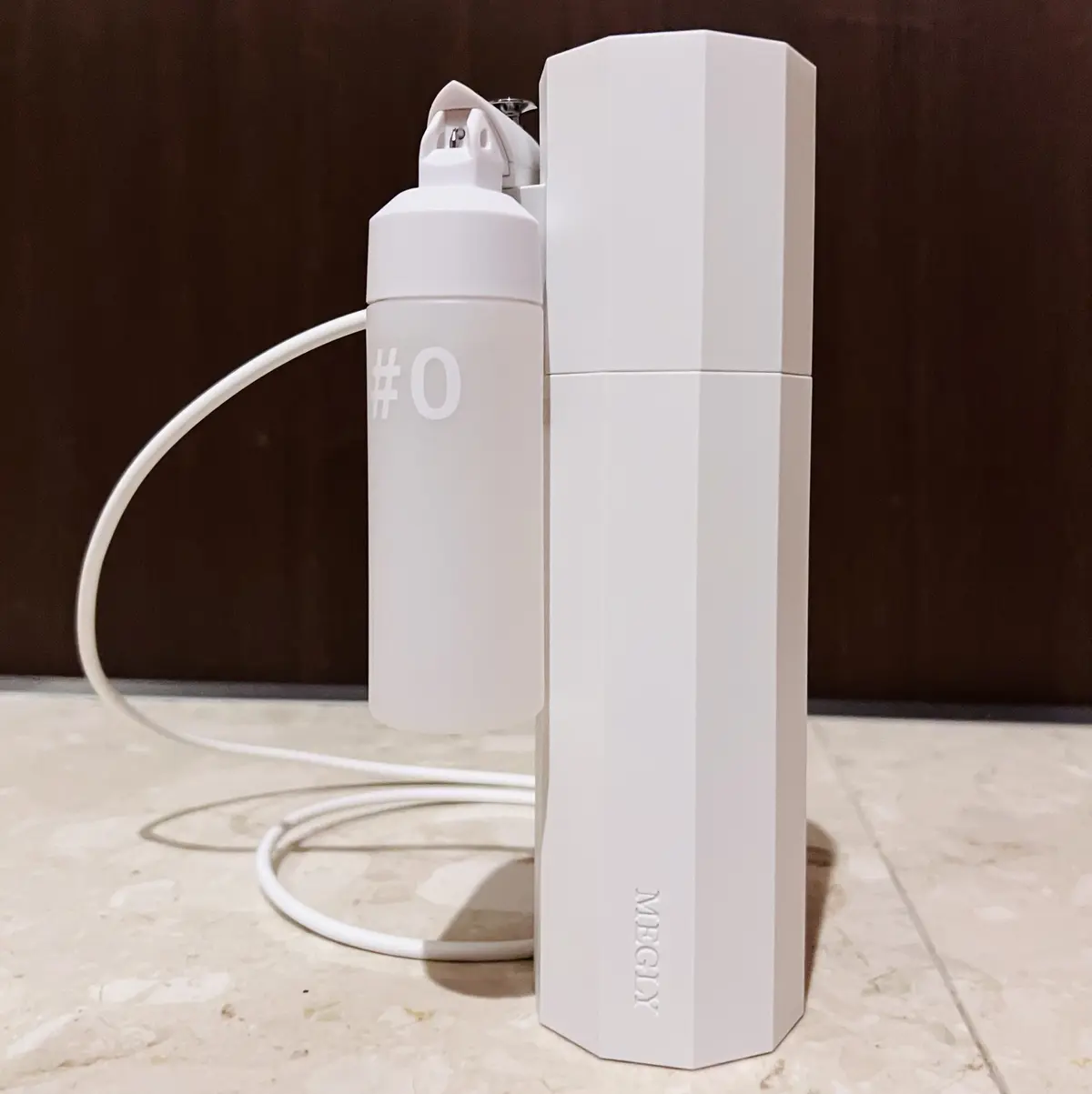 ウルトラ炭酸ミストデバイス　MEGLY