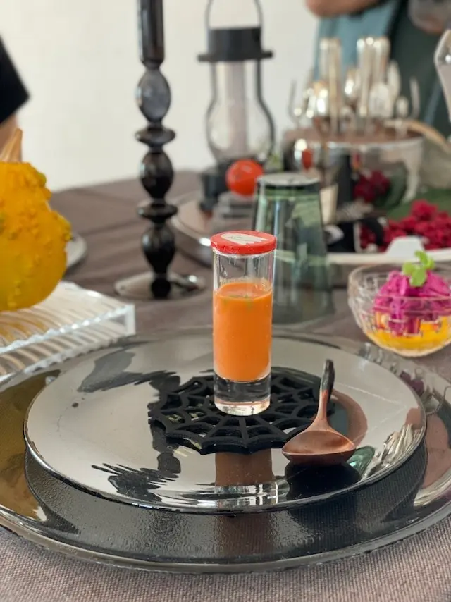 ハロウィンのテーブル　ハロウィン　テーブルコーデ　ハロウィンの器　Jマダムの暮らし Jマダムのおうち時間