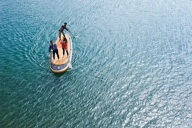 ホテルがあるのは、いろは坂を上った中禅寺湖畔