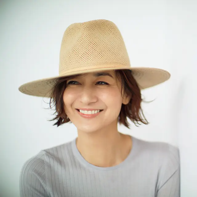 無邪気な笑顔が似合う上質な大人の天然ハット