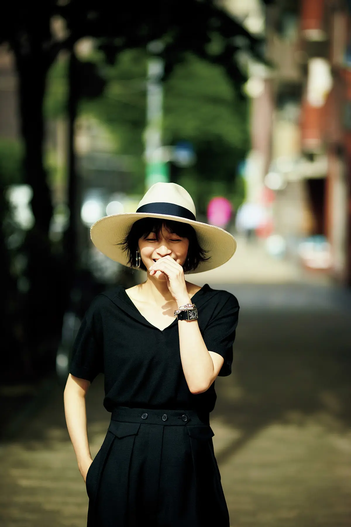 富岡佳子,50代ファッション,コーディネート