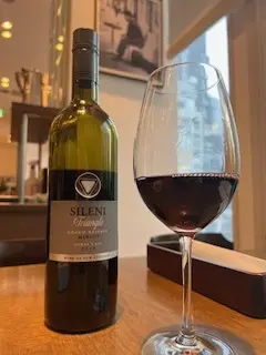 エノテカ　シレーニ　ニュージーランドワイン