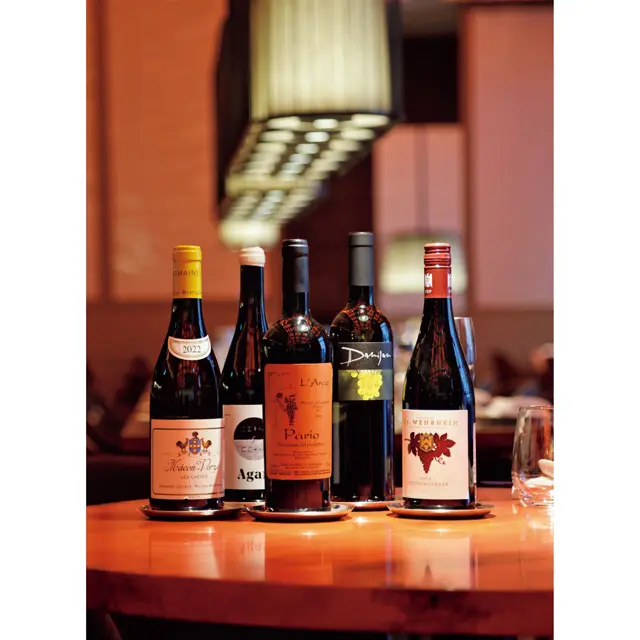 グラスワインは約15種類。