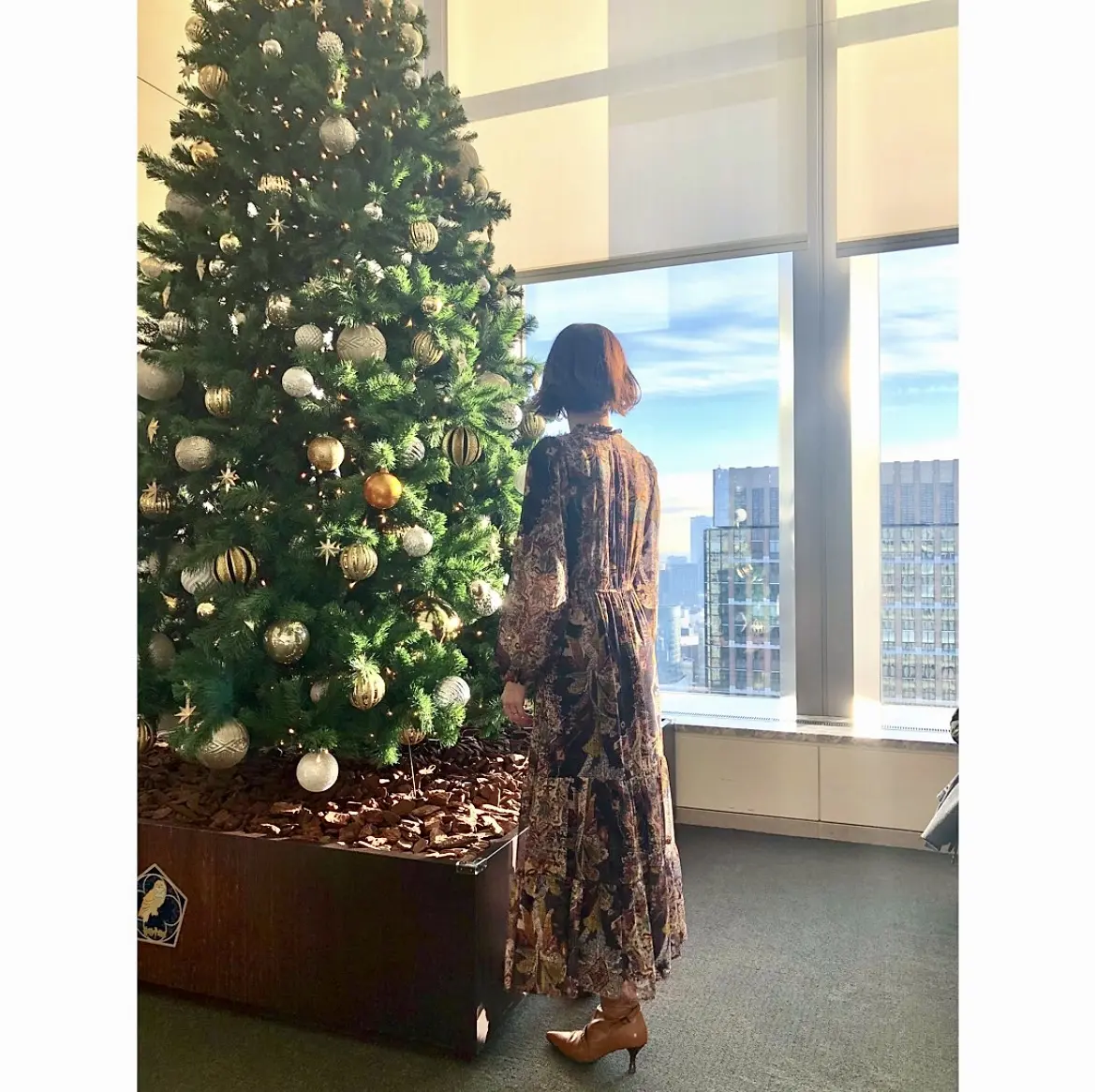 ZARA個性柄ワンピで、丸の内フレンチ。の画像_9