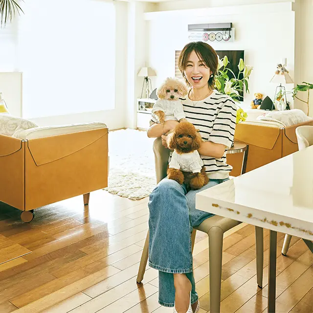 トイプードルのミルクとクルミ。 2匹の体温を感じるときが幸せ