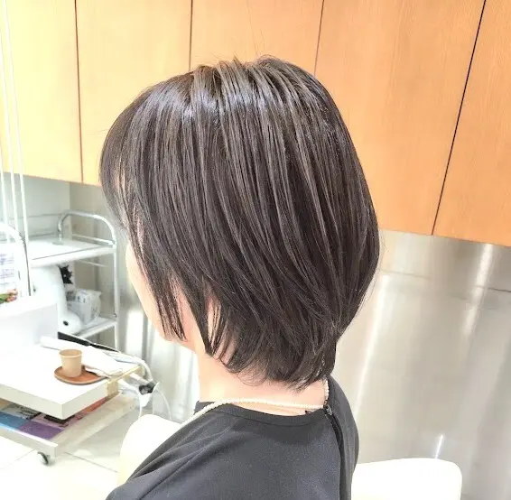 丸さと軽さの夏のミディアムスタイルの画像_1