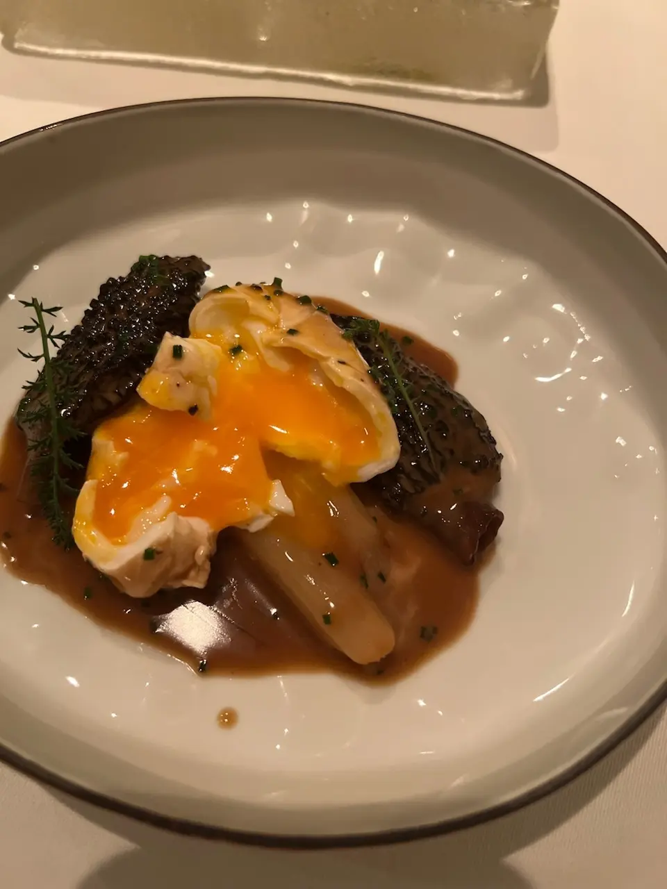 主役は一枚でサマになる前後2WAYブラウの画像_17