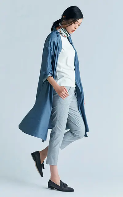 大人を素敵に見せる「くすみブルー」アイテの画像_1