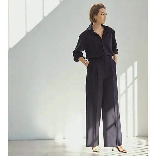 【50代 ファッション】意外。「ネイビーの画像_6