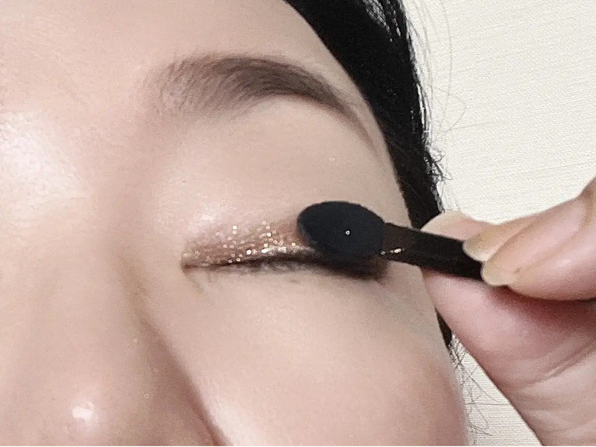 アイシャドウ　プロセス４