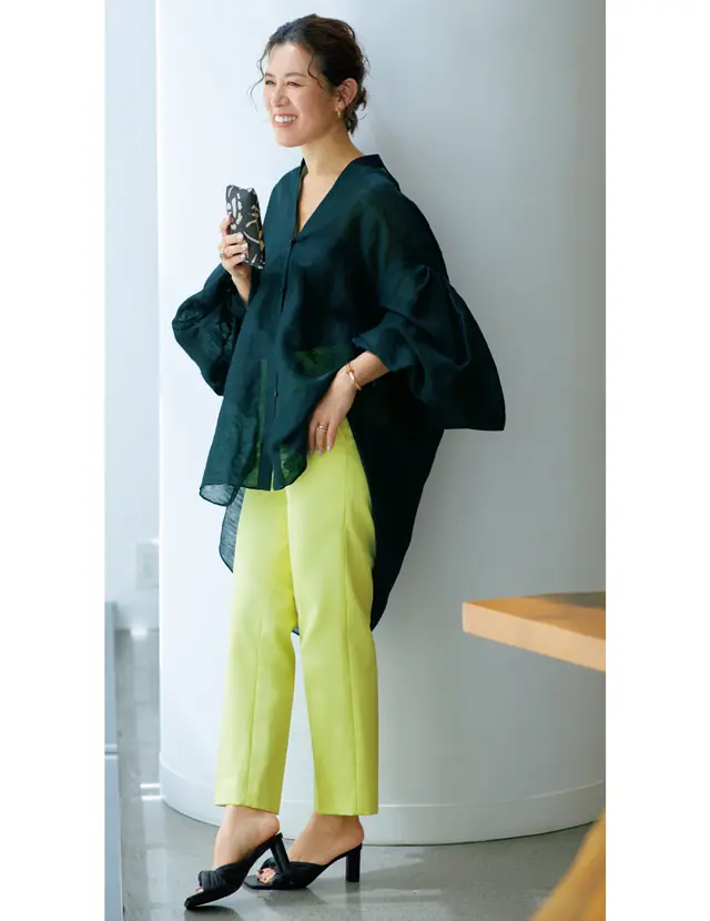 大草直子さんのおしゃれスナップ