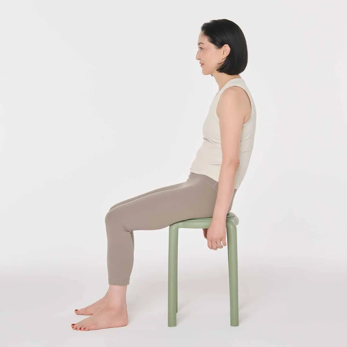 仙骨をつけて座る