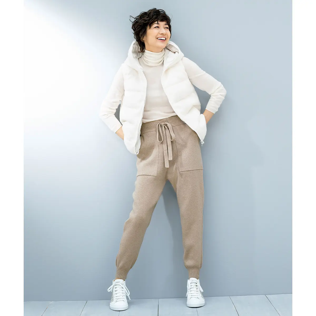 戸野塚かおる×SLOANE ニットパンツ