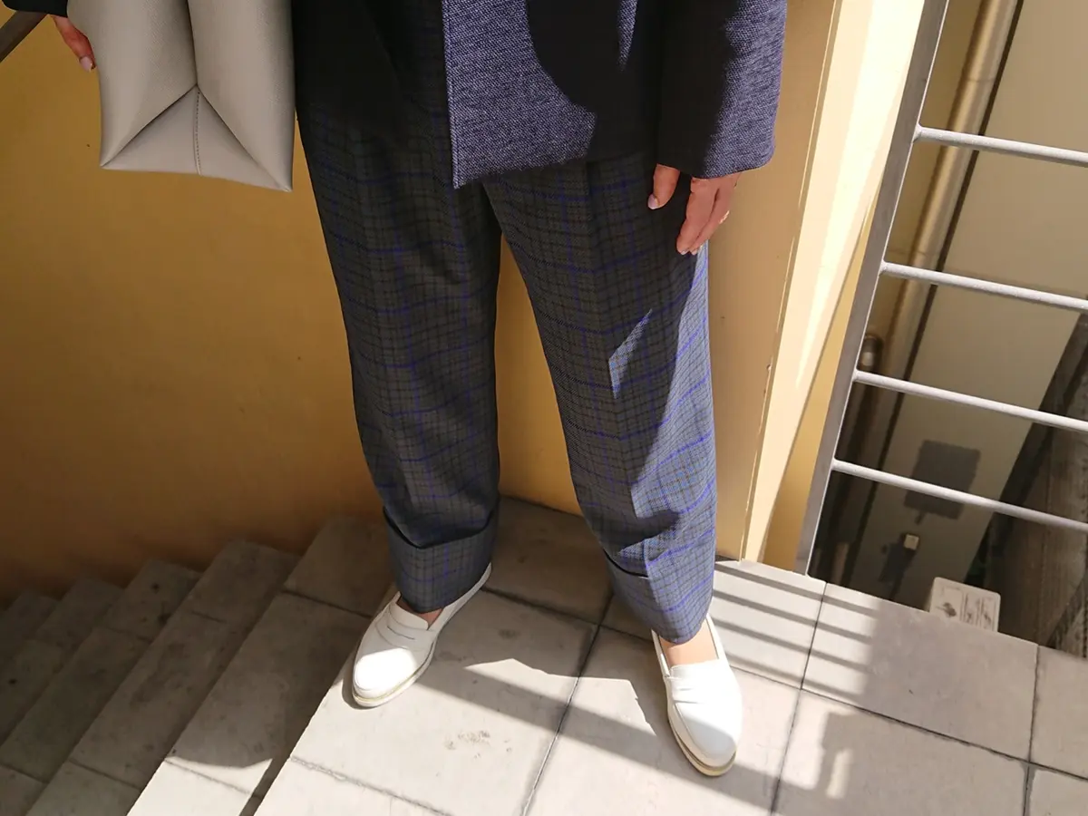 ブルーチェックパンツ