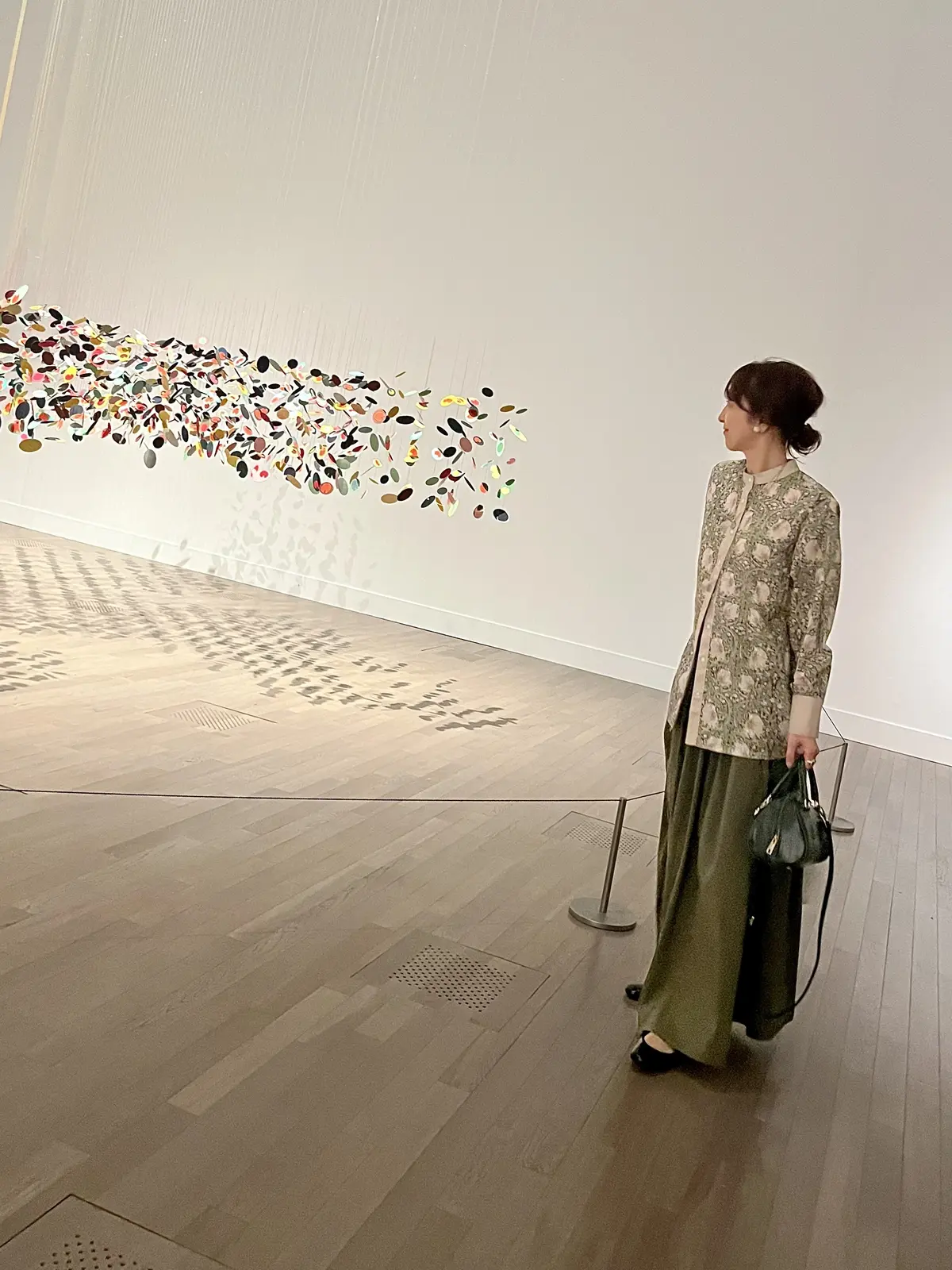 柄ブラウスでテート美術館展へ。の画像_8