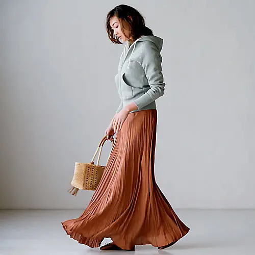 美人見えするトップス４選 “信頼ブランの画像_7