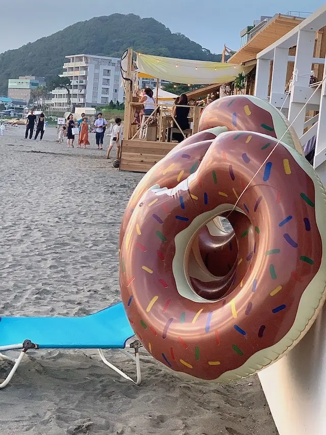 湘南　夏　海開き　海の家