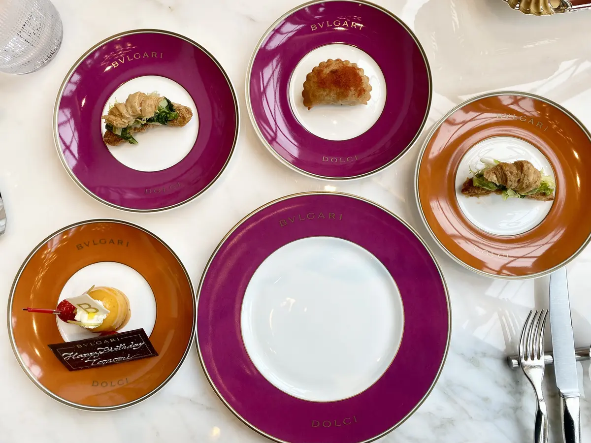 ブルガリ 銀座 アフタヌーンティー 誕生日プレート｜BVLGARI食器 大人の誕生日 銀座 バー＆ドルチ