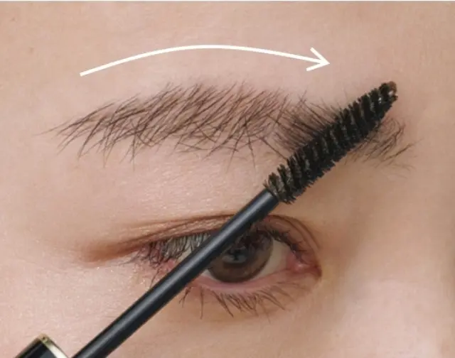 「毛量多めの太眉」はシアーブラウンのマスの画像_4