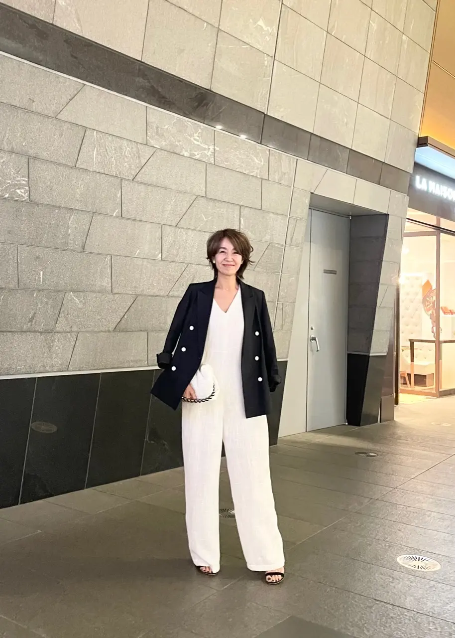 白黒モノトーンコーデ⚫️⚪️4styleの画像_4