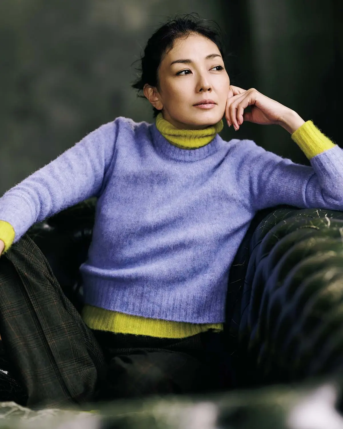 自由な配色で楽しむ ニットオンニットの 心地よさ