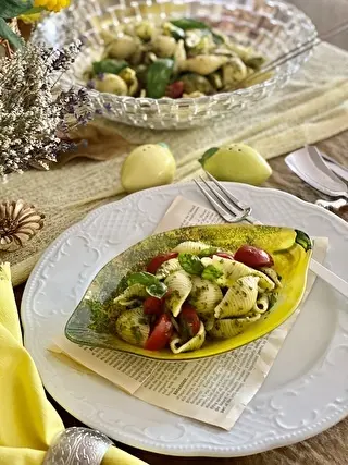 レモンの形をしたお皿にサーブ！