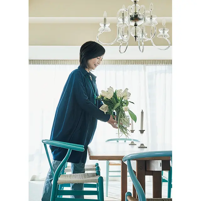 「テーブルには花やキャンドルを欠かしません」と行正さん。