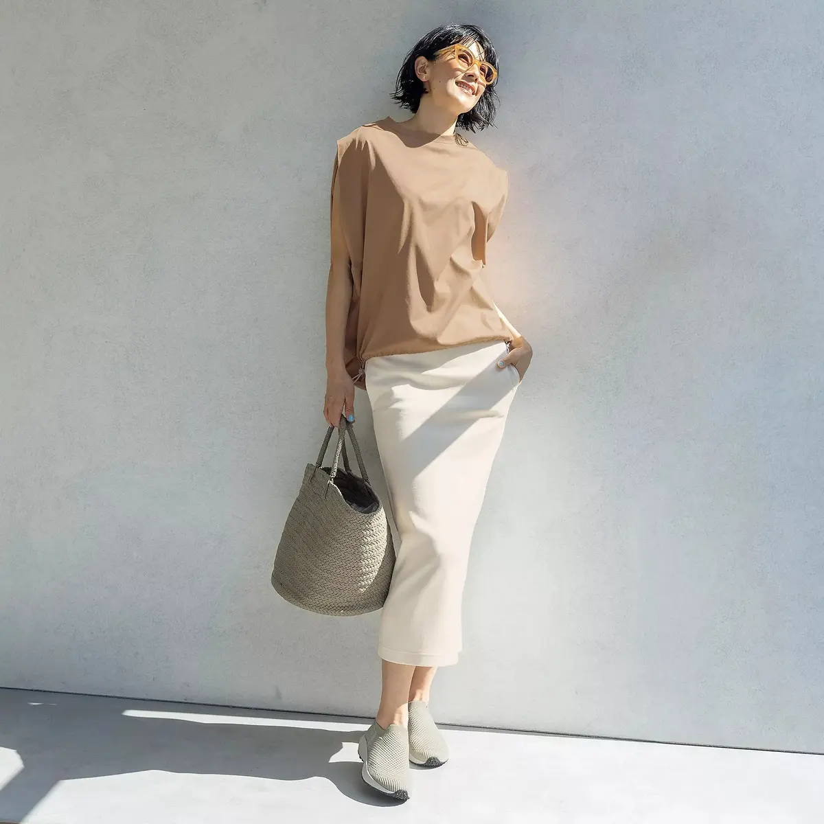 スタイリスト地曳いく子さんが指南！「COGTHEBIGSMOKE」で作る“軽やか”&“すっきり見え”な初夏スタイル