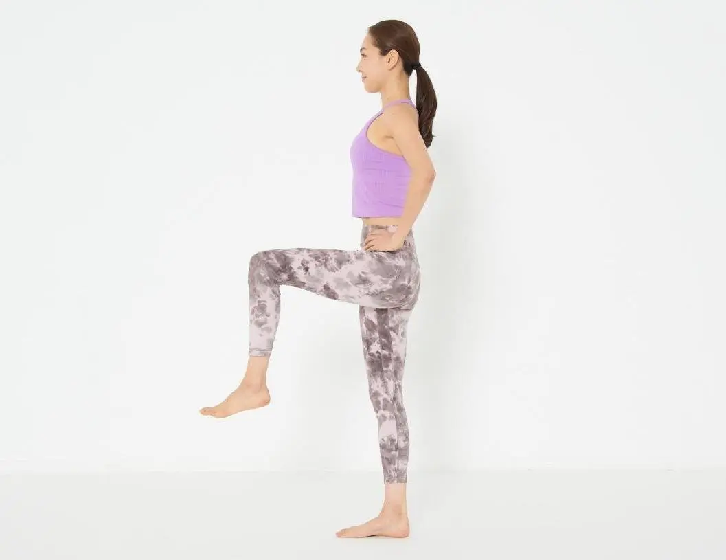 OurAge×Webエクラ　横から見た姿勢