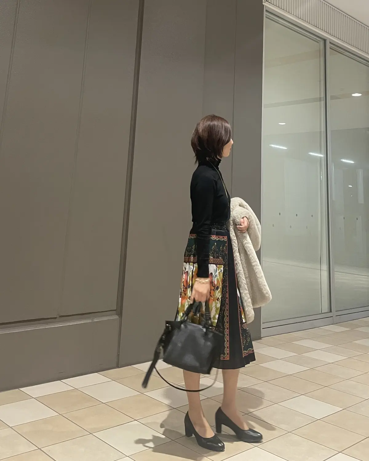 使えるZARAのニットとスカーフ柄のスカの画像_1