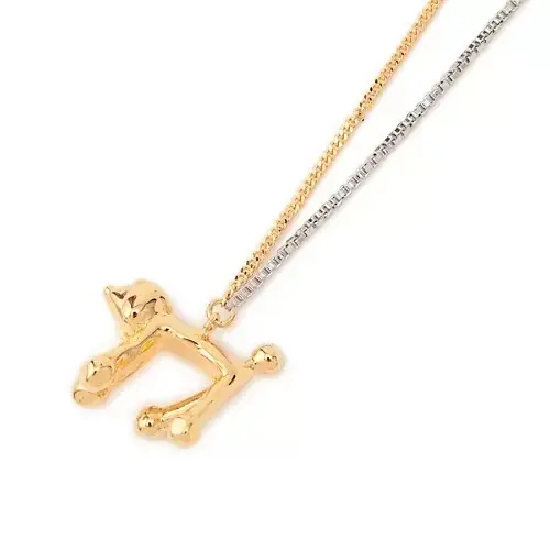 【50代 週末コーデ】グレーの上質ニットの画像_7