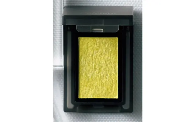 ヴォランタリーアイズ 36 ￥2,200／セルヴォーク