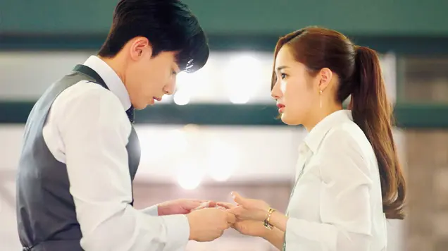 『キム秘書はいったい、なぜ？』