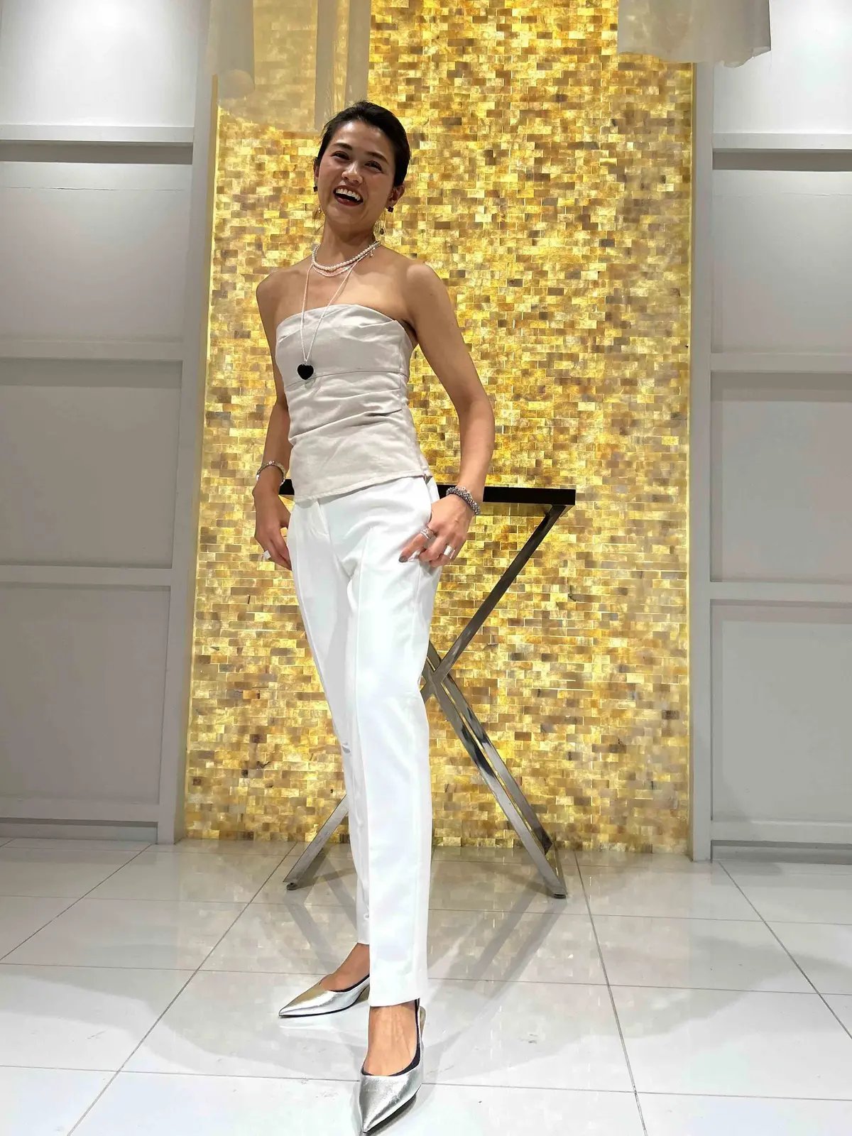 ZARAで冬のオールホワイトコーデの画像_4