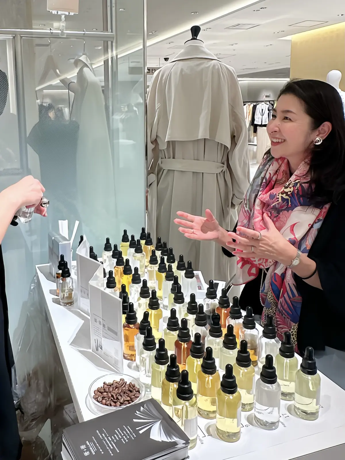 伊勢丹新宿店館内写真　フレグランス　KOYOMI➕REKI