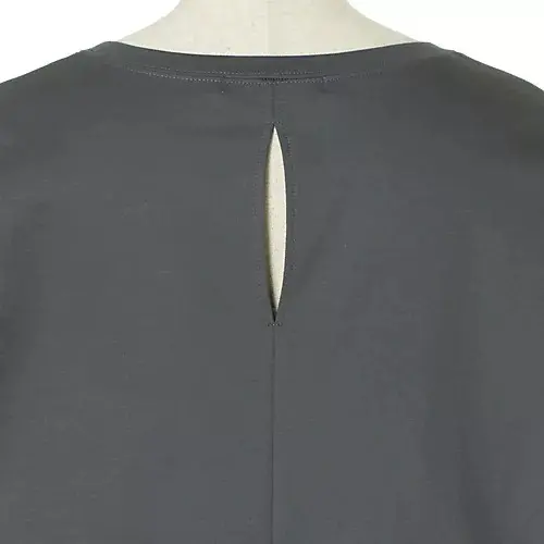 大人がきれいに見える旬服が満載！春も頼れの画像_11