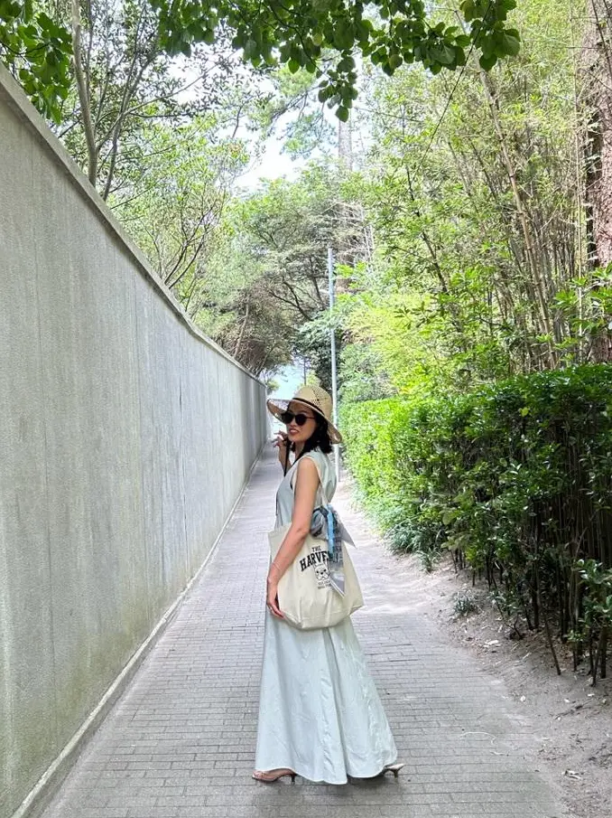 ZARAの夏ワンピでヘルシーな大人の肌見の画像_13