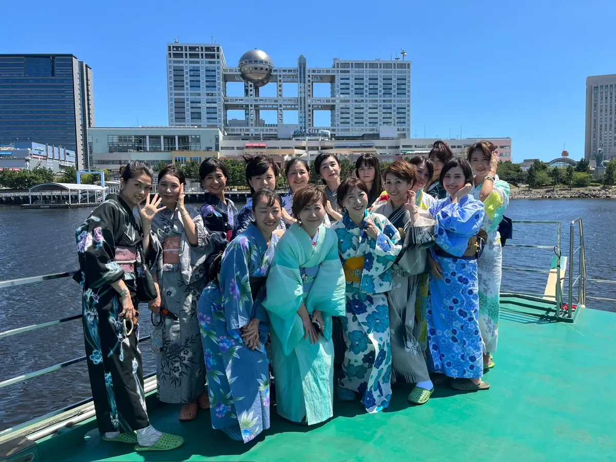 素晴らしい日本の文化、着物をjマダムと楽の画像_3