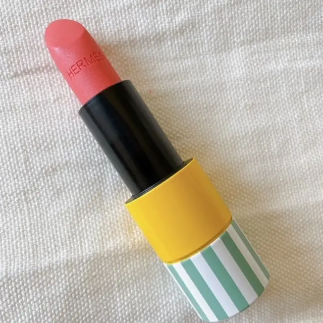 ルージュ エルメス ルージュ ア レーヴル ブリヤン 06 コライユ・パラソル　￥10,010