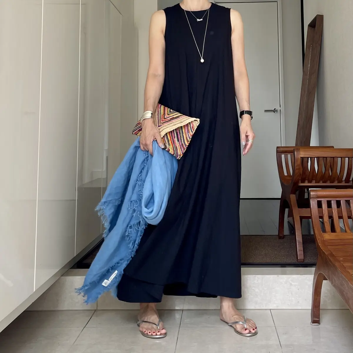 黒コーデの魅力の画像_6