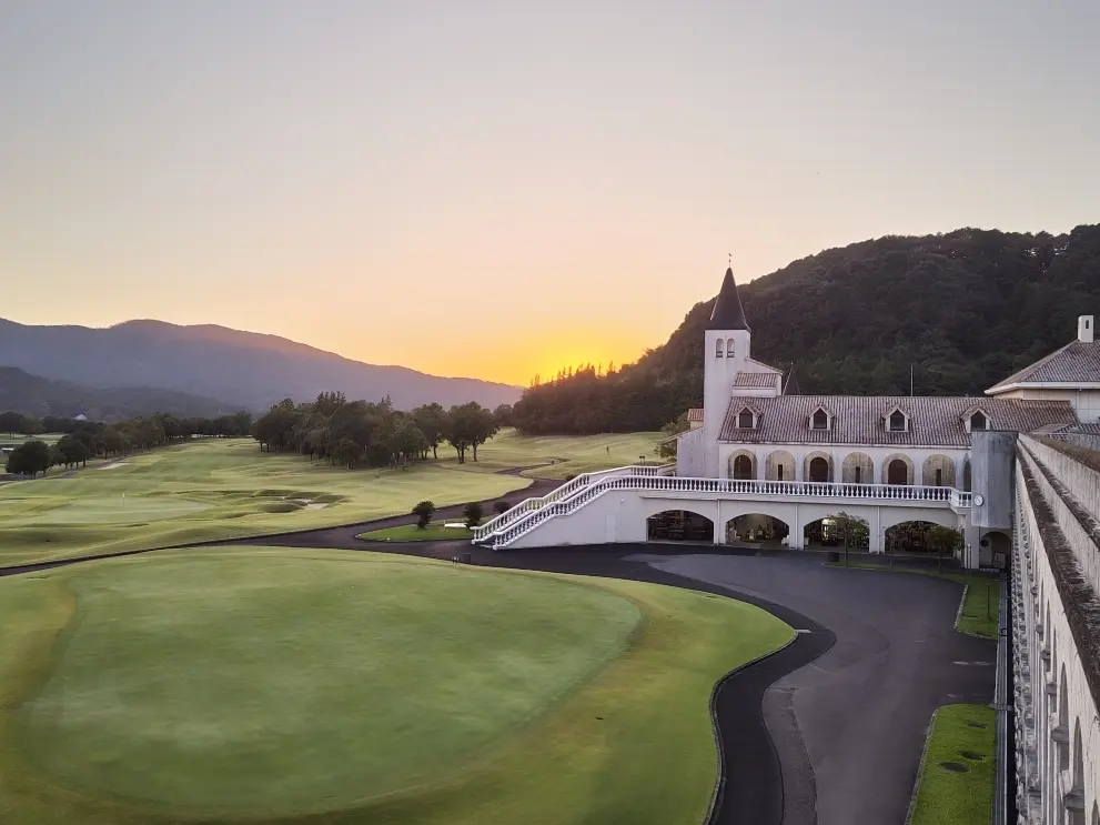 夕陽～ゴルフ場の展望台にて