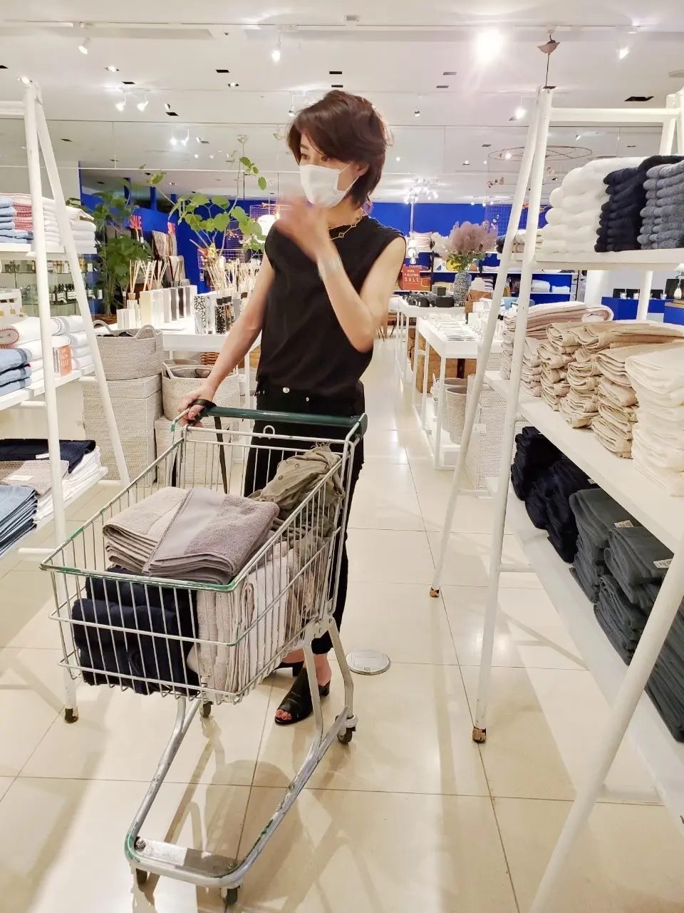 コンランショップでお買い物の画像_2