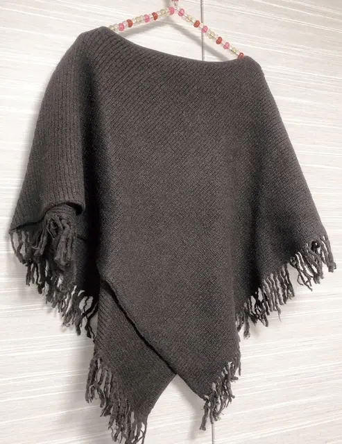 短めリプ編みポンチョ