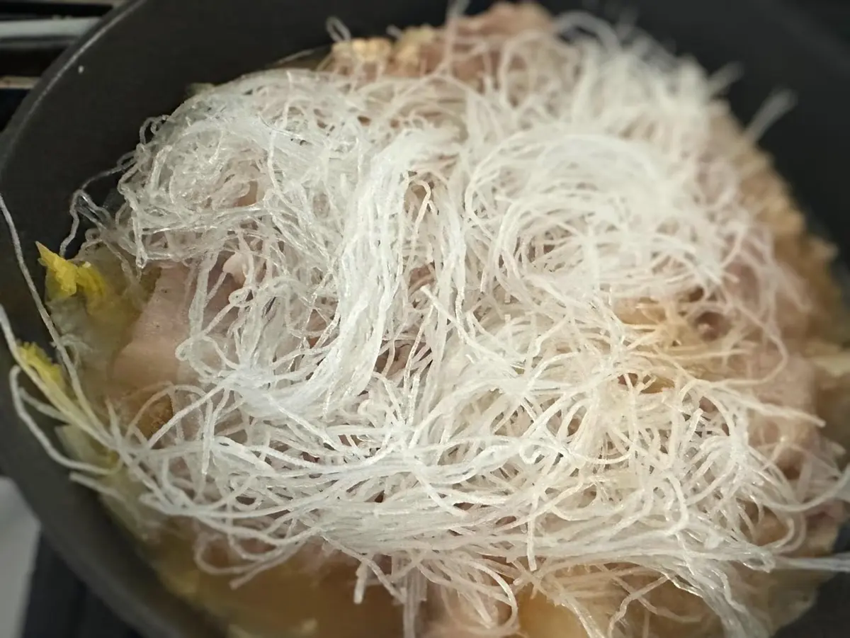 OurAge×Webエクラ　白菜と豆腐、豚のあっさり春雨煮込みレシピ 作り方　春雨