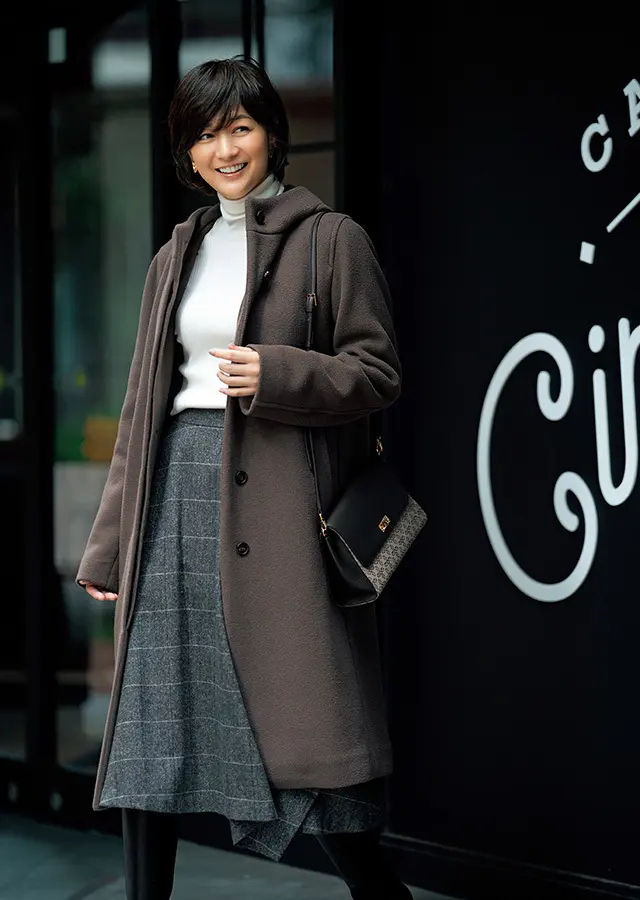 軽くなめらかな素材で品のよさも演出